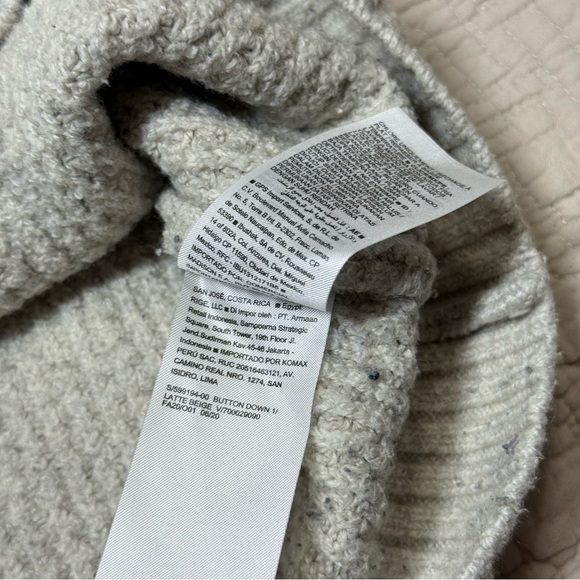 Old Navy Men's Latte Beige Knit Textured Button Mock Neck Sweater Size Medium - Picture 7 of 8